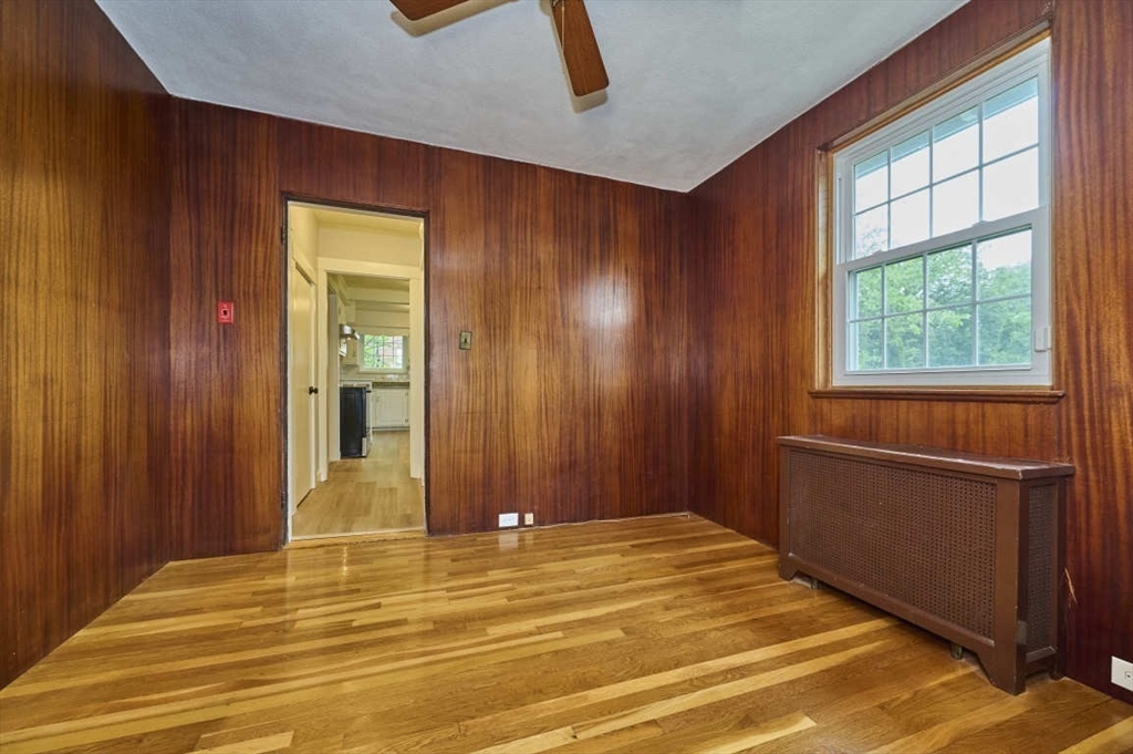 Belmont, Massachusetts 02478, United States, 4 Bedrooms Bedrooms, ,3 BathroomsBathrooms,Residential,Pending,136091