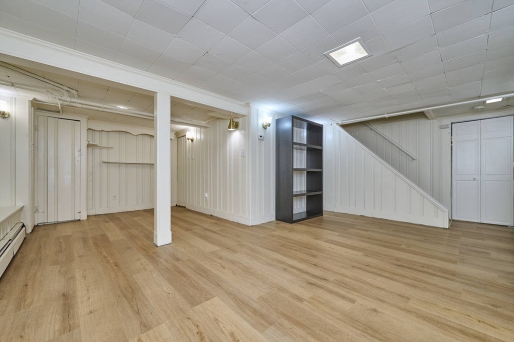 Belmont, Massachusetts 02478, United States, 4 Bedrooms Bedrooms, ,3 BathroomsBathrooms,Residential,Pending,136091