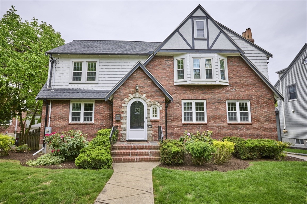 Belmont, Massachusetts 02478, United States, 4 Bedrooms Bedrooms, ,3 BathroomsBathrooms,Residential,Pending,136091