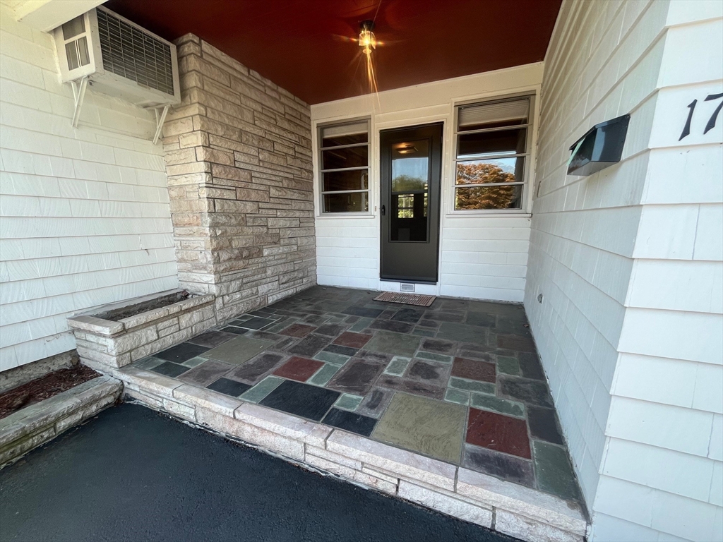 17 Silver St Ext