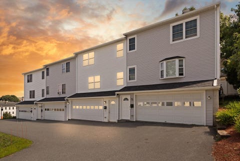 Photo of 5 Princeton St #5, Worcester, MA 01610 (MLS # 73561215)
