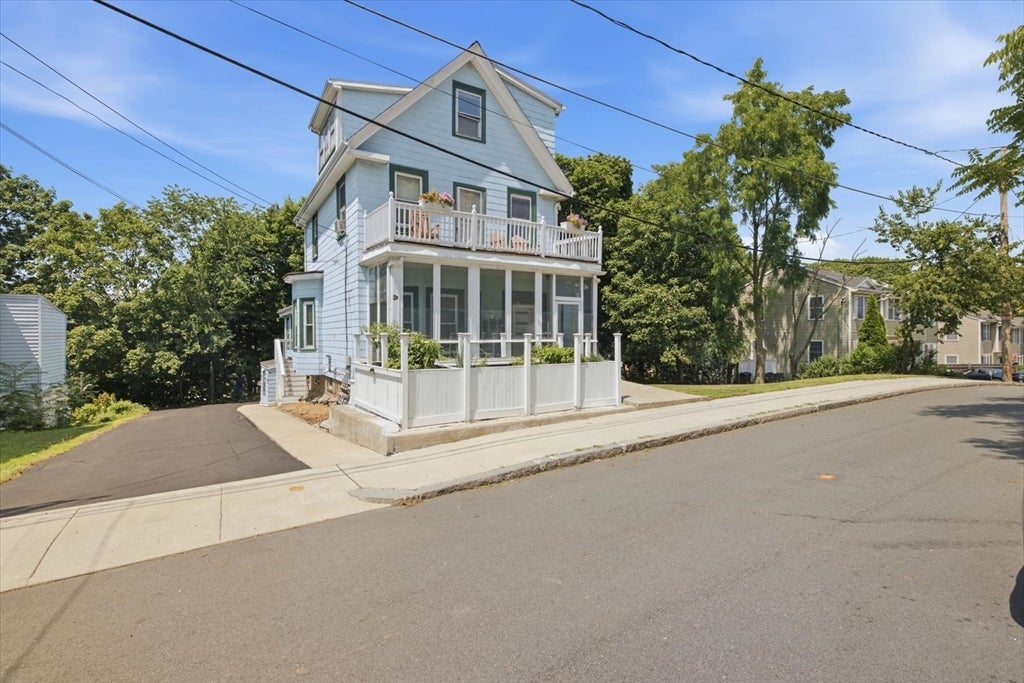 104 Granville Ave