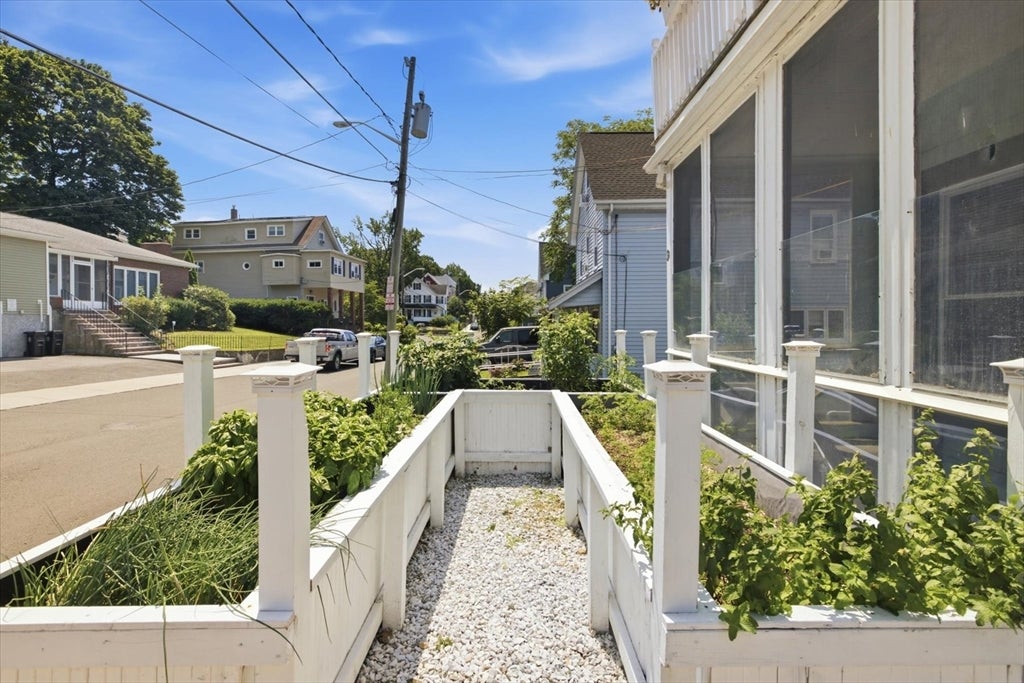 104 Granville Ave