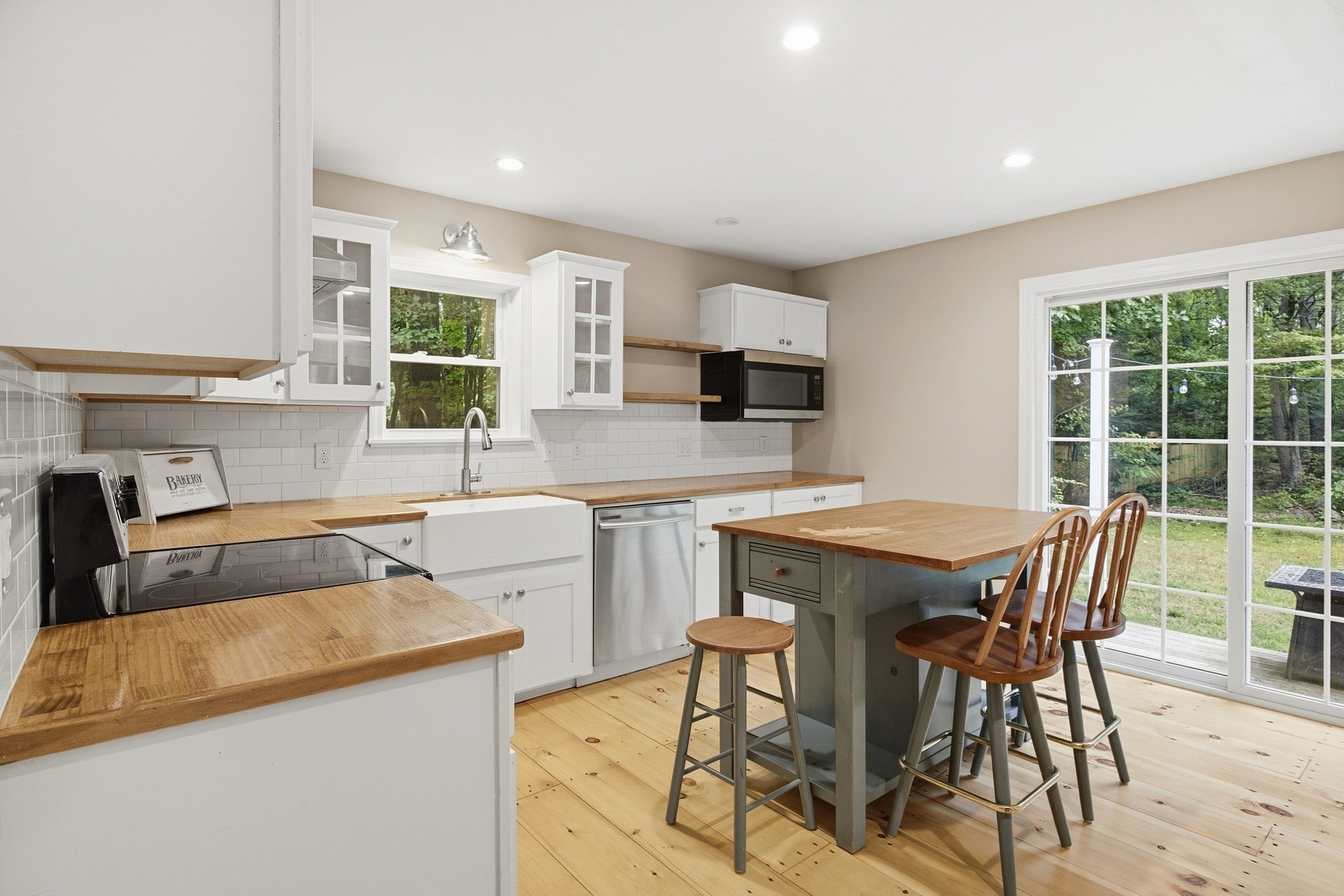 108 Dunn Rd, Ashburnham, MA Photo #9