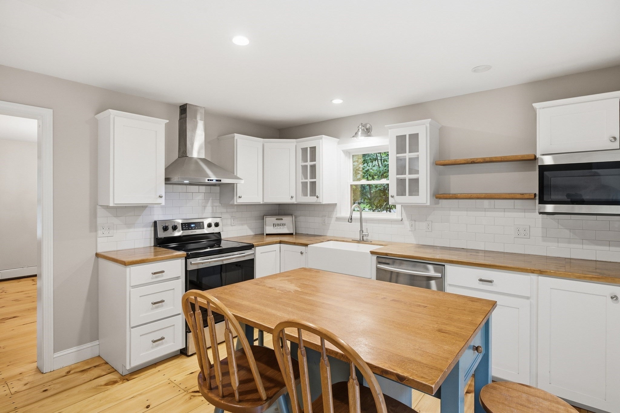 108 Dunn Rd, Ashburnham, MA Photo #10