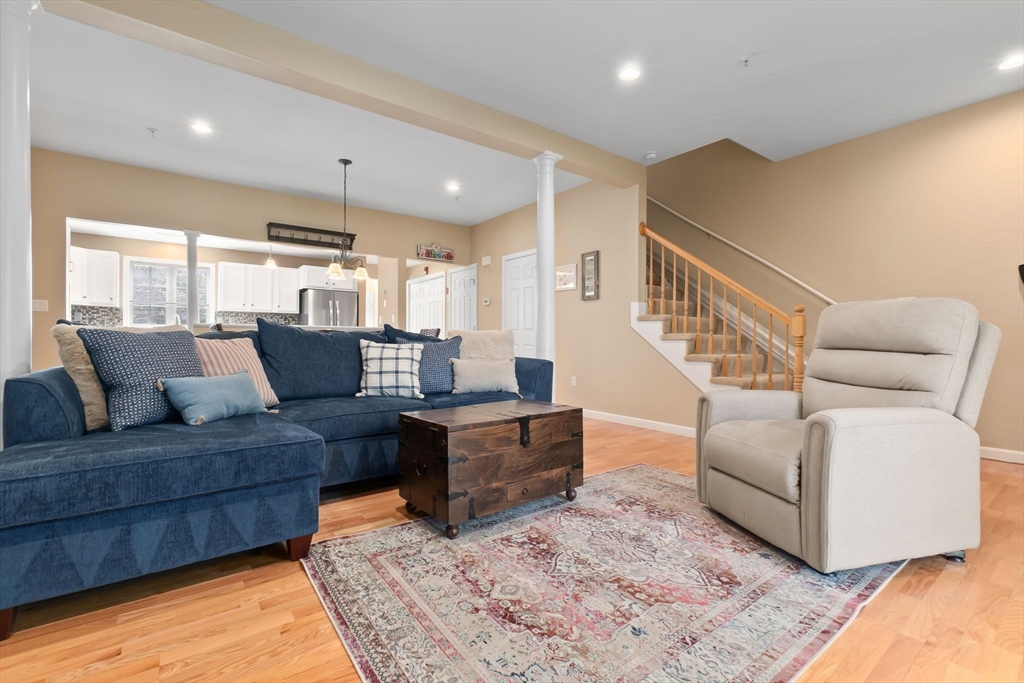 201 Central St 3