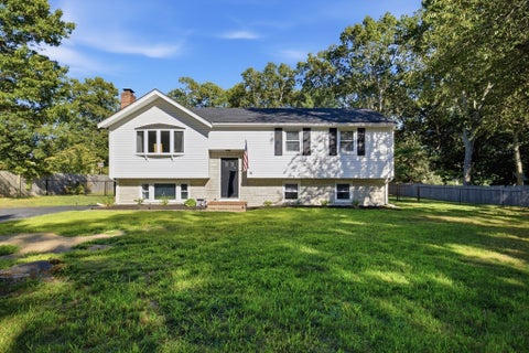 Photo of 18 Montgomery Dr, Plymouth, MA 02360 (MLS # 73568581)