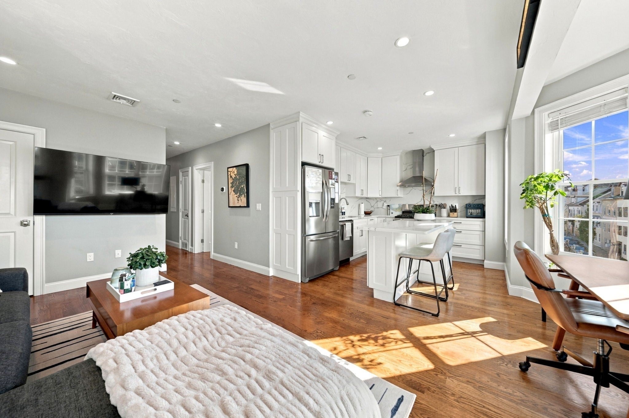 194 K Street #3, Boston, MA, 194 K Street #3, Boston, MA Photo #1