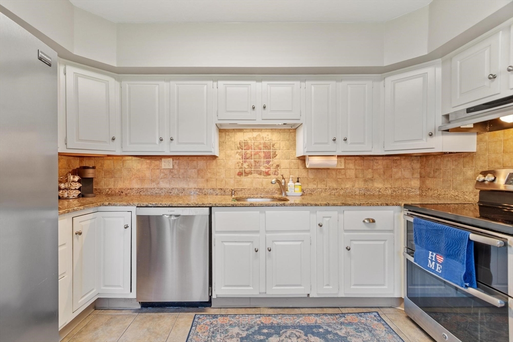 22 Nelson Ave, Georgetown, MA Photo #17