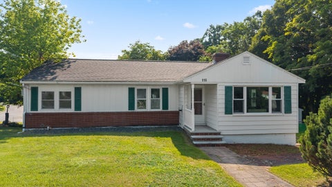 Photo of 115 Crescent St, Shrewsbury, MA 01545 (MLS # 73563736)