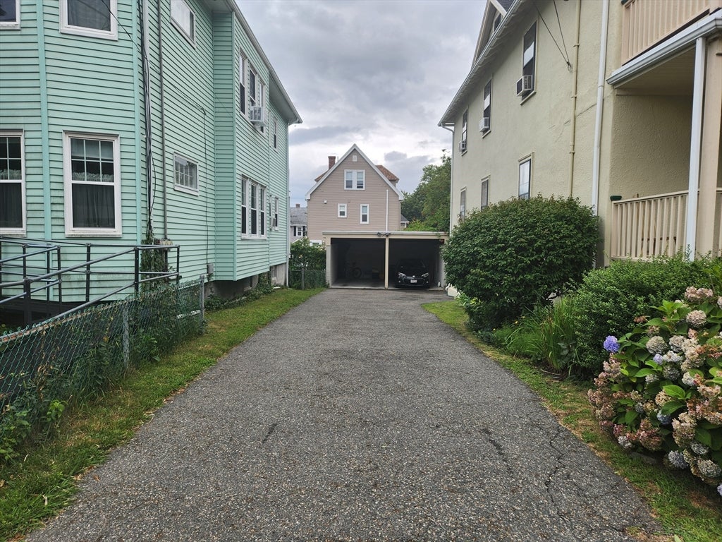 70 Putnam Street #70
