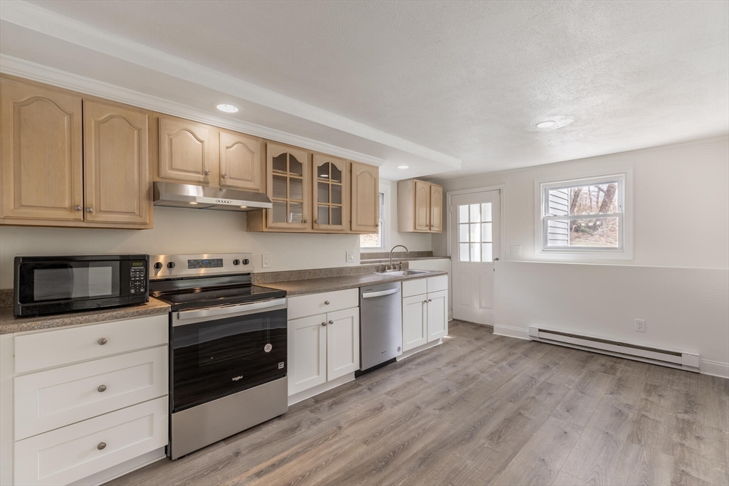 61 Taunton St 61