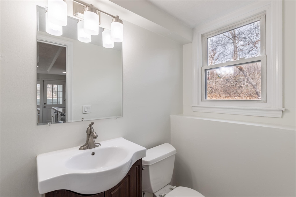 61 Taunton St 61