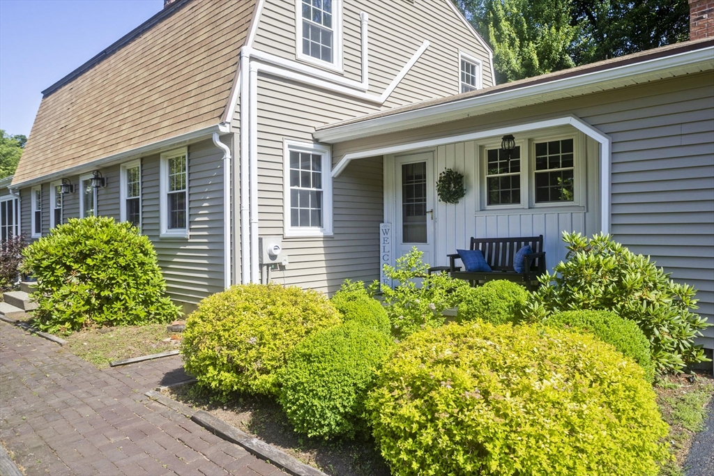 148 Clover Hill Dr