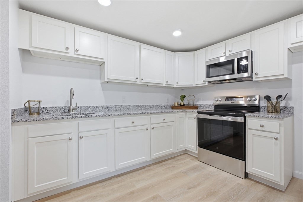 14 Staten St, Gloucester, MA, 14 Staten St, Gloucester, MA Photo #14