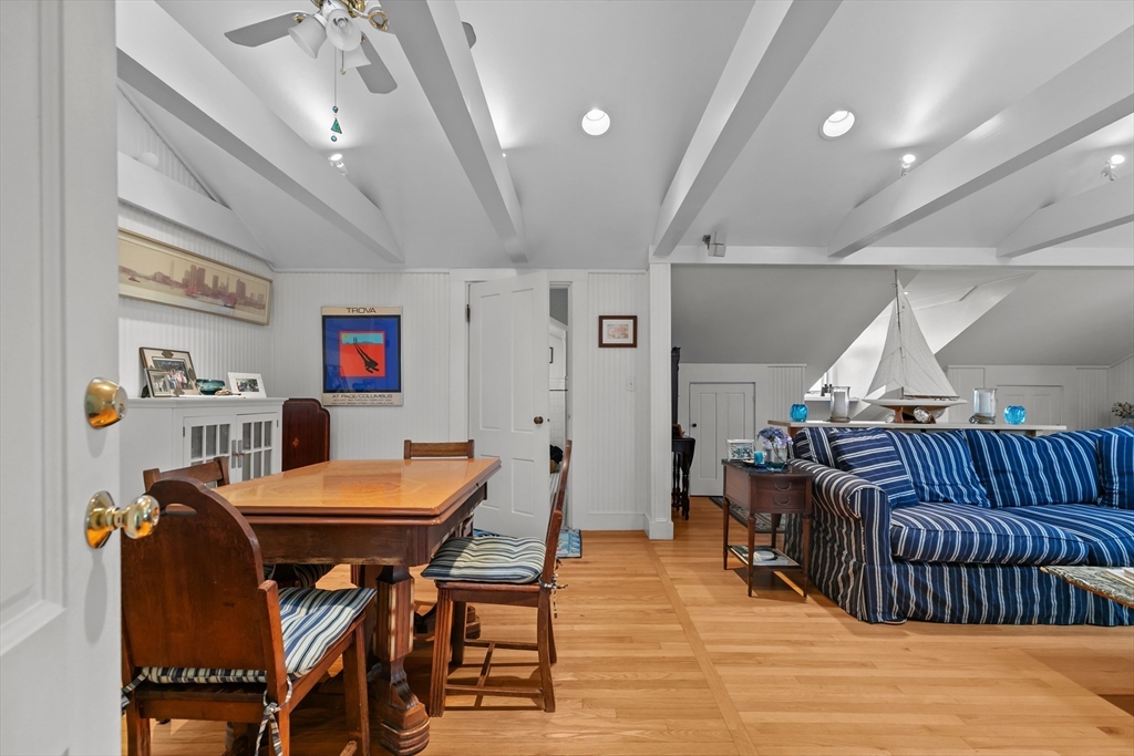 718 Bellevue Ave. 5