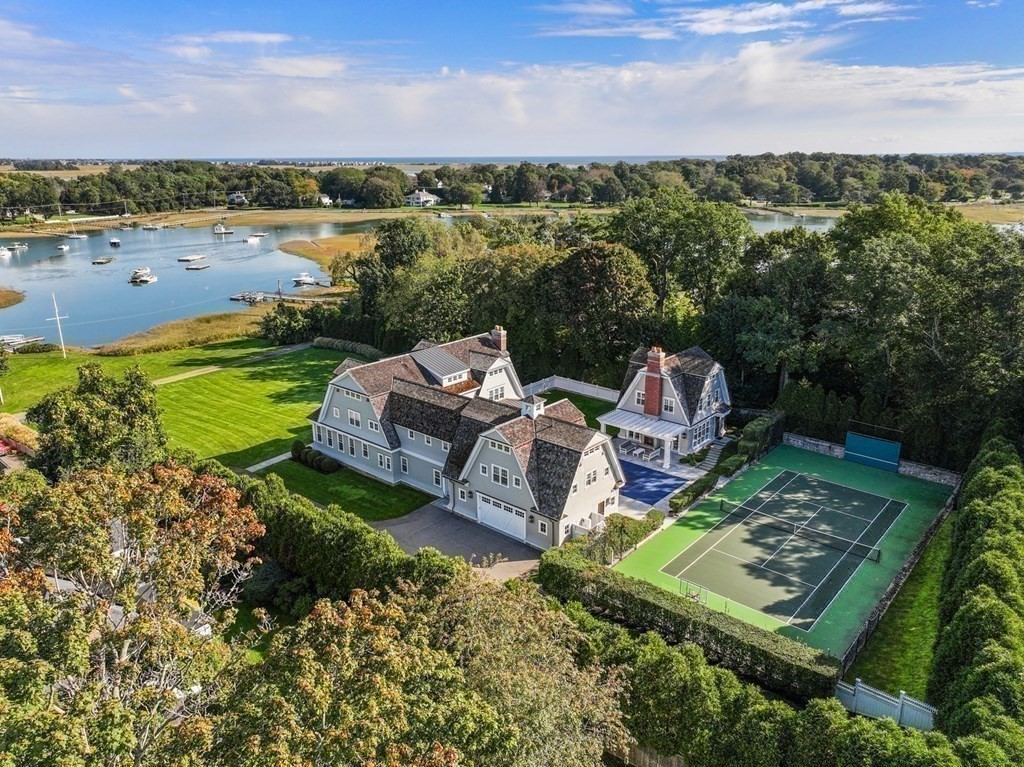 21 River Lane
