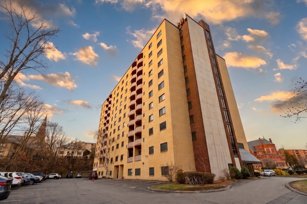 2500 Mystic Valley Parkway #303, Medford, MA Photo #14