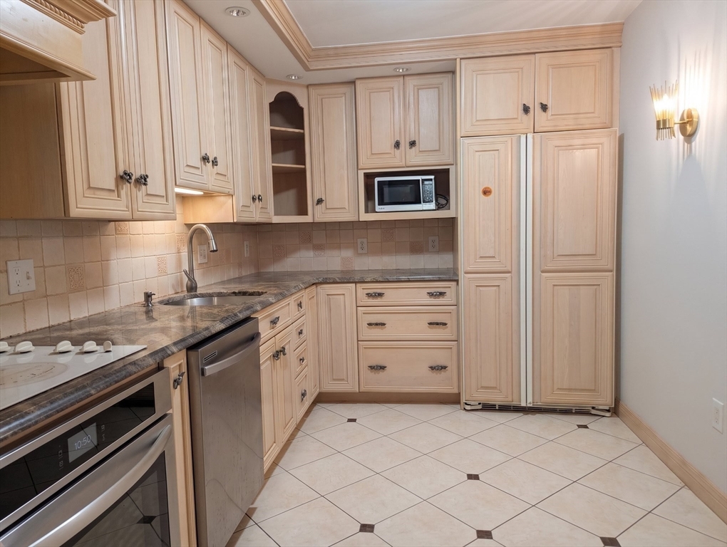 2500 Mystic Valley Parkway #303, Medford, MA Photo #2
