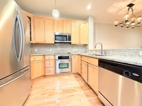 59 Walpole 215 Canton MA 02021