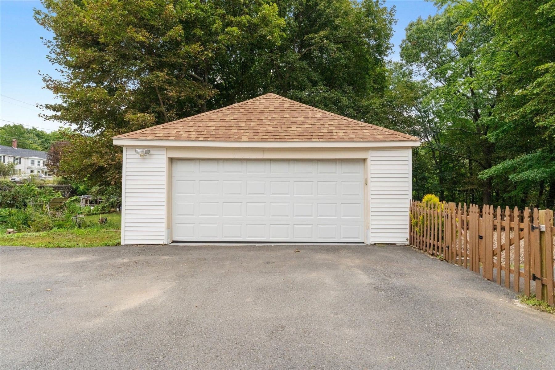 191 Pleasant St, Leominster, MA Photo #17