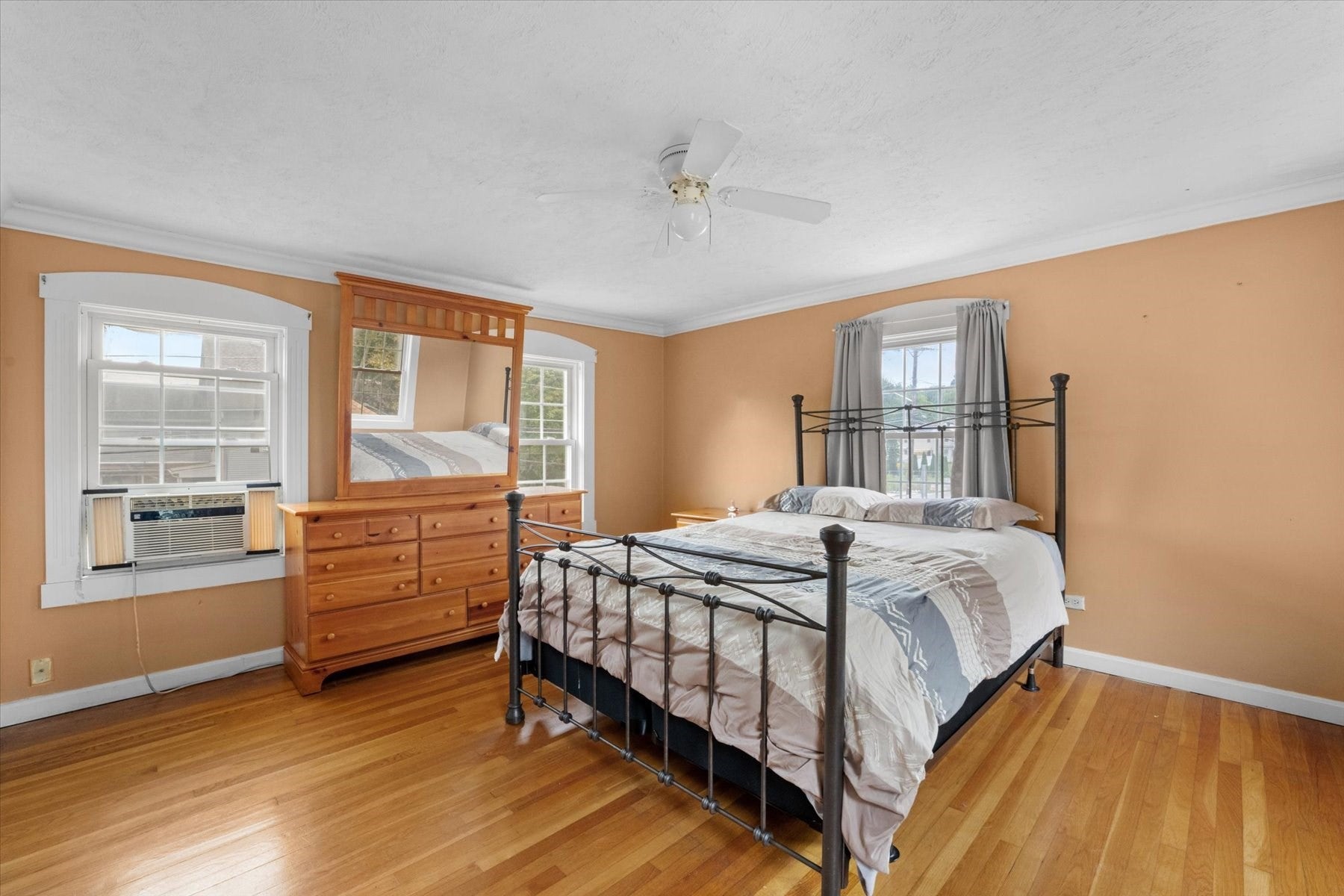 191 Pleasant St, Leominster, MA Photo #12