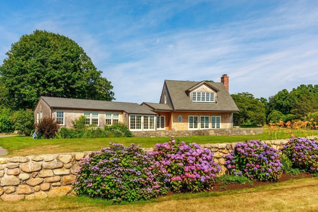 100 Eastern Point Blvd