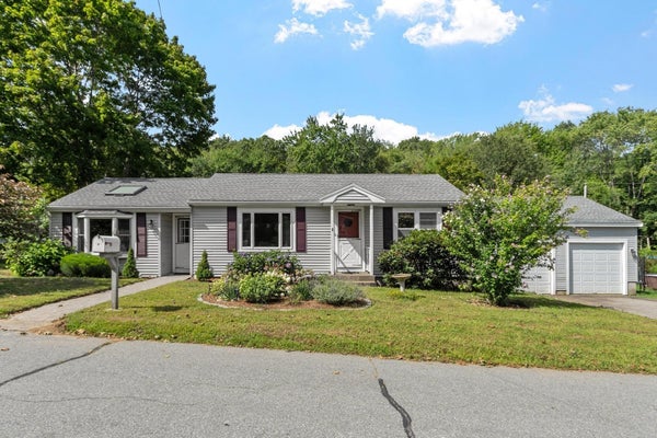 8 STORY ACRES RD, ESSEX, MA 01929 - Image fabc067e5615657e2c0a6da7be7d2e7b/1967247681