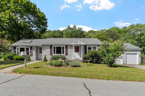 Photo of 8 Story Acres Rd, Essex, MA 01929 (MLS # 73590293)