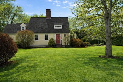 65 Rockland St Dartmouth MA 02748