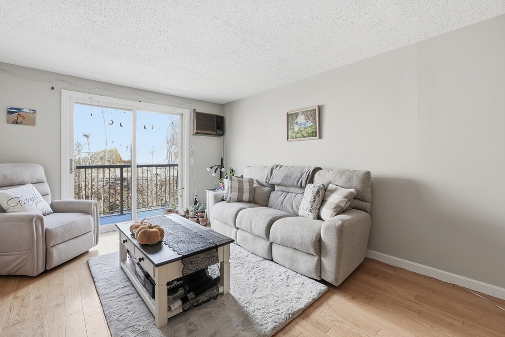 10 Wrentham Rd #308, Worcester, MA, 10 Wrentham Rd #308, Worcester, MA Photo #12