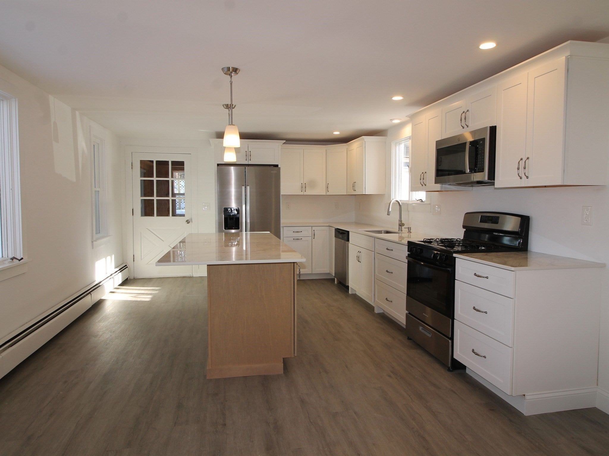 1459 Grafton Rd, Millbury, MA Photo #4
