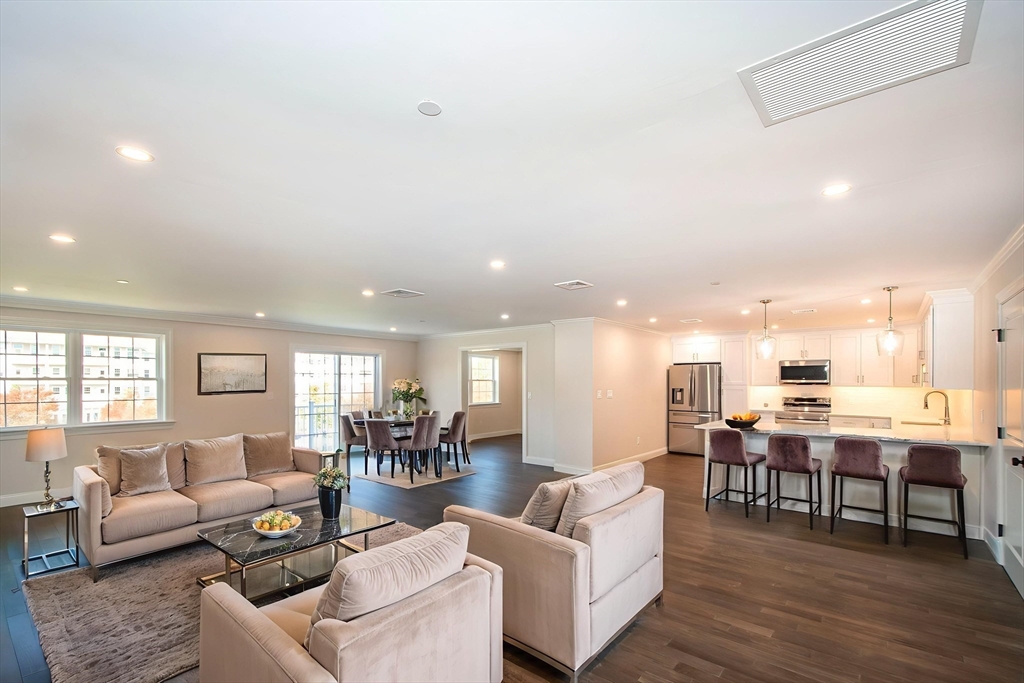 2 Proprietor's Drive 27