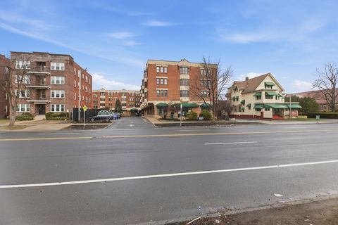 Photo of 34 Sumner Ave #210, Springfield, MA 01108 (MLS # 73523132)