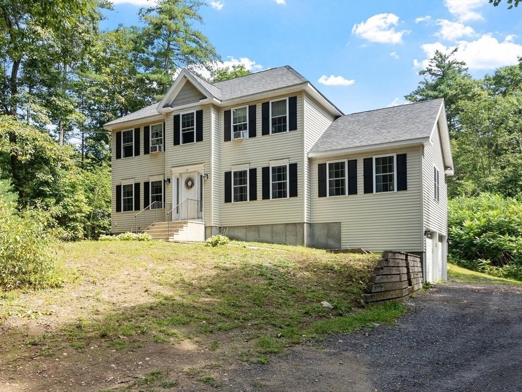 Photo of 25 Williamsville Rd, Phillipston, MA