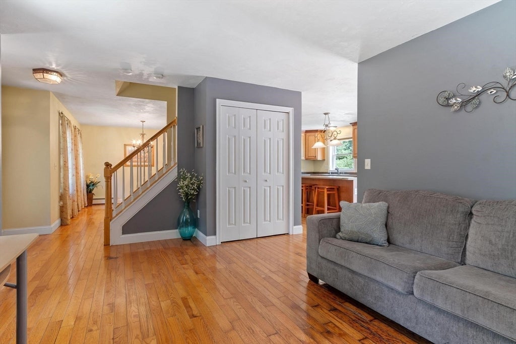 25 Williamsville Rd, Phillipston, MA Photo #8