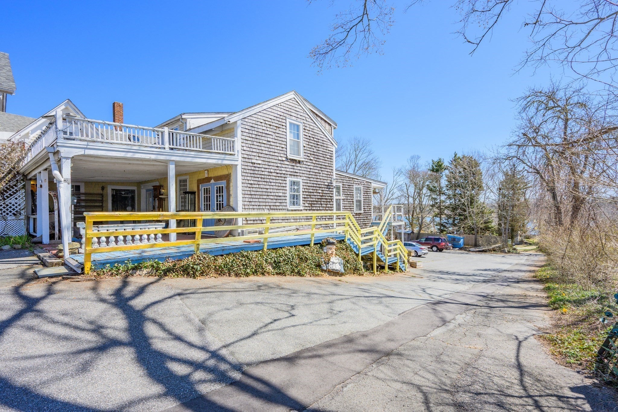 21 S Orleans Rd