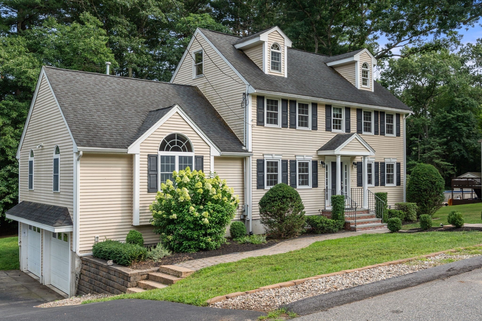 27 Irene Ave, Billerica MA 01821