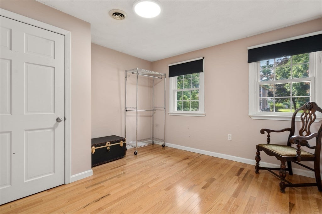 27 Irene Ave, Billerica, MA Photo #31