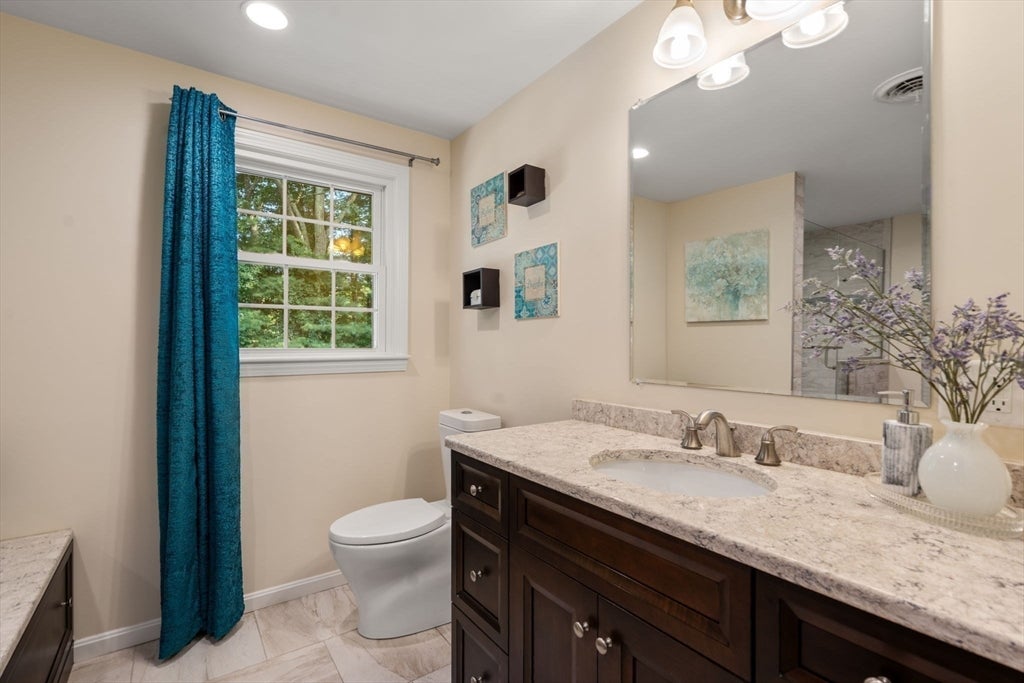 27 Irene Ave, Billerica, MA Photo #24