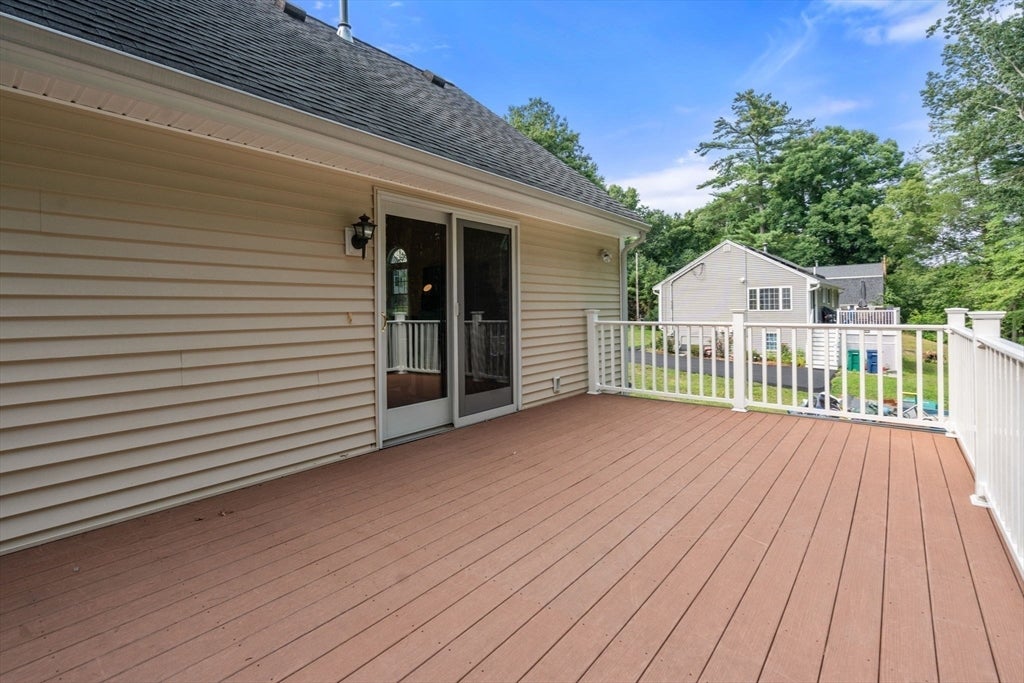27 Irene Ave, Billerica, MA Photo #36