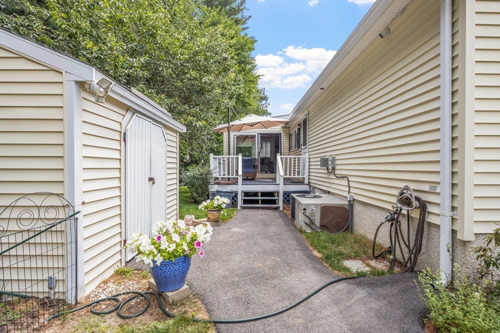 21 Trailwood Dr, Bridgewater, MA Photo #30