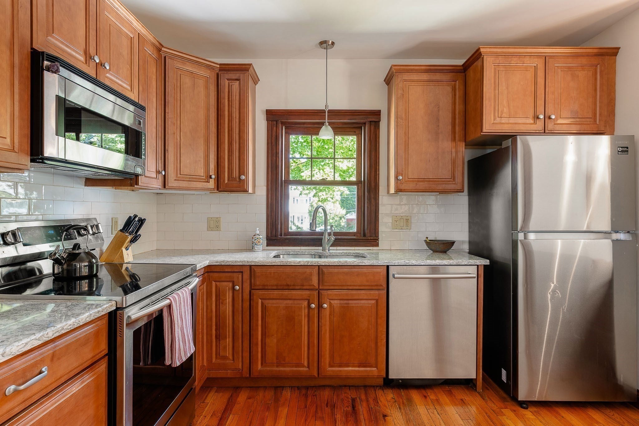 4 Stone Ave, Winchester, MA Photo #9