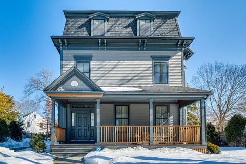 70 Walker St 1 Newton MA 02460