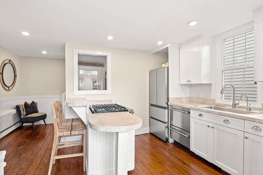 16 Warren St #16, Newburyport, MA, 16 Warren St #16, Newburyport, MA Photo #2