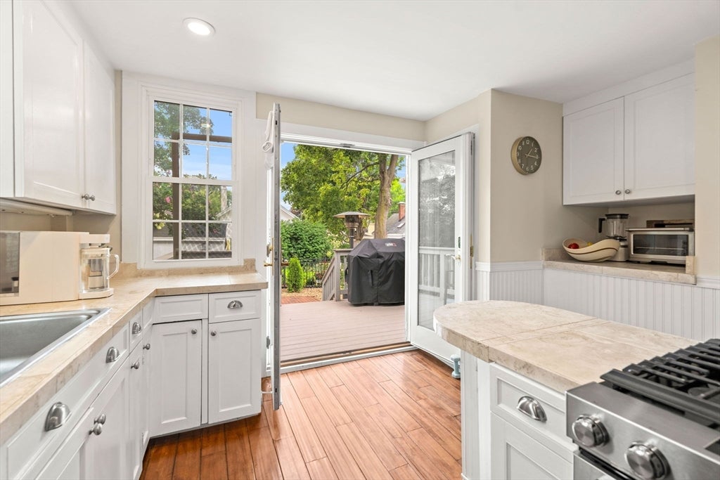 16 Warren St #16, Newburyport, MA, 16 Warren St #16, Newburyport, MA Photo #3