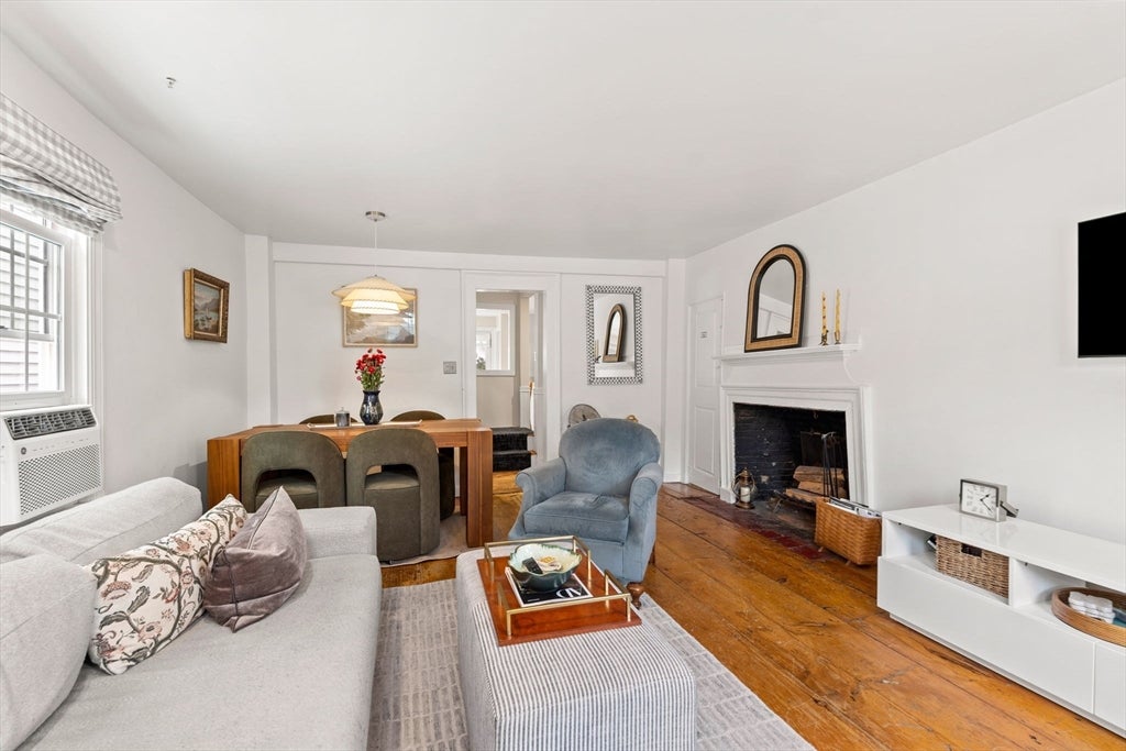 16 Warren St #16, Newburyport, MA, 16 Warren St #16, Newburyport, MA Photo #9