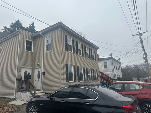 Photo of 115-117 Stone St #2, Clinton, MA 01510 (MLS # 73495866)