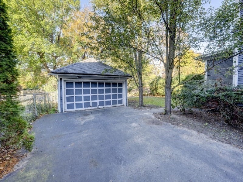 292 Forest Park Ave