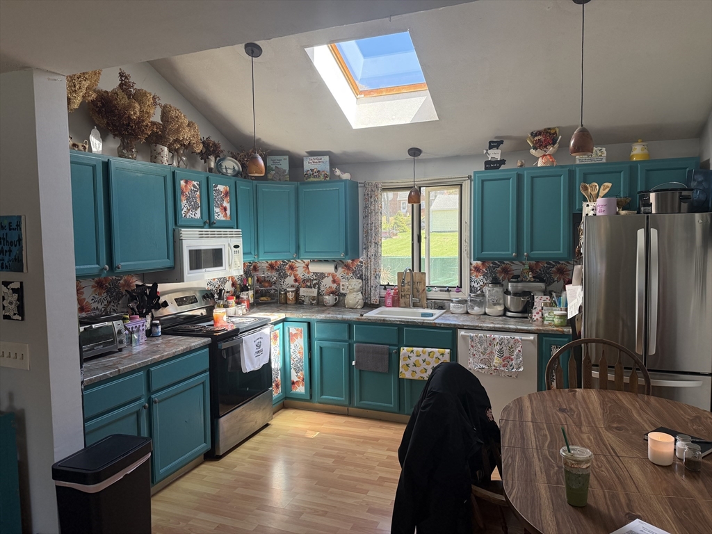 45 Orpheum Ave, Springfield, MA Photo #10